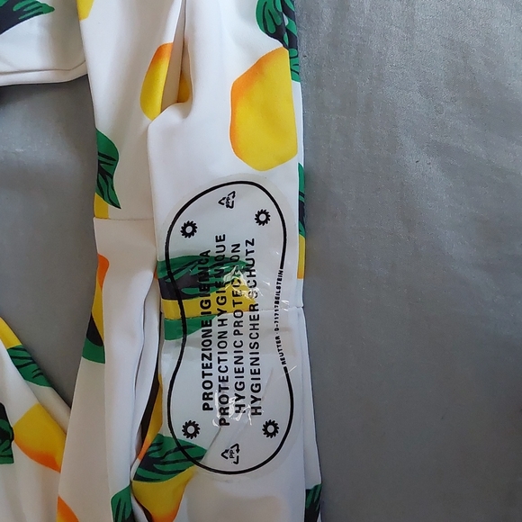 2pc bikini - Picture 3 of 3